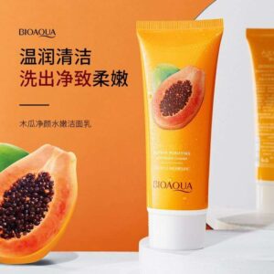 Bioaqua papaya moisturizing facial cleanser